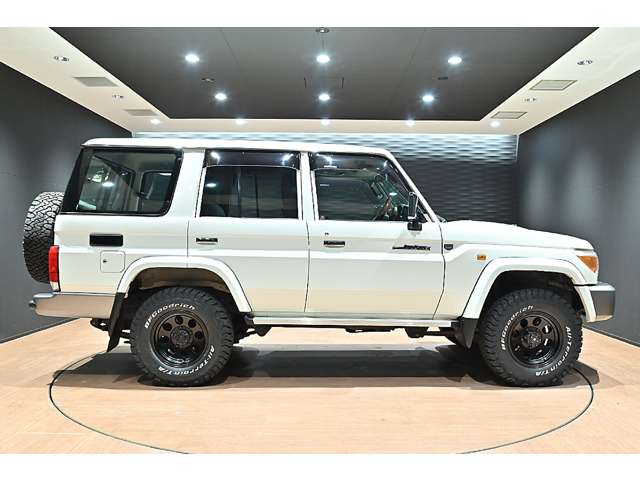トヨタ ランドクルーザーバン ４．０ ４ＷＤ H27年 (関東) 99