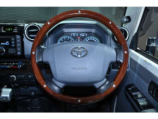 トヨタ ランドクルーザーバン ４．０ ４ＷＤ H27年 (関東) 99