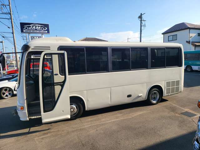 日野自動車 リエッセ ２９人乗リ H15年 (関東) 99