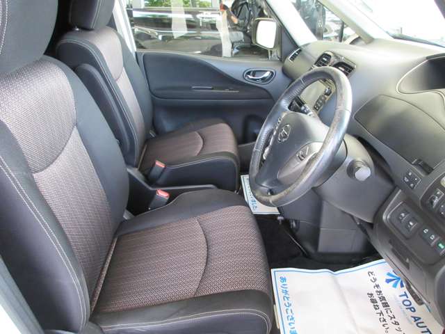 日産 セレナ ２．０ ハイウェイスター Ｓ－ＨＹＢＲＩＤ アドバンストセーフティ パッケージ H26年 (関東) 99