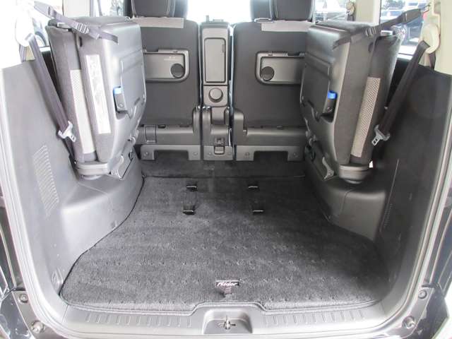 日産 セレナ ２．０ ライダー ブラックライン Ｓ－ＨＹＢＲＩＤ H26年 (関東) 99