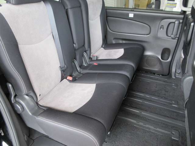 日産 セレナ ２．０ ライダー ブラックライン Ｓ－ＨＹＢＲＩＤ H26年 (関東) 99