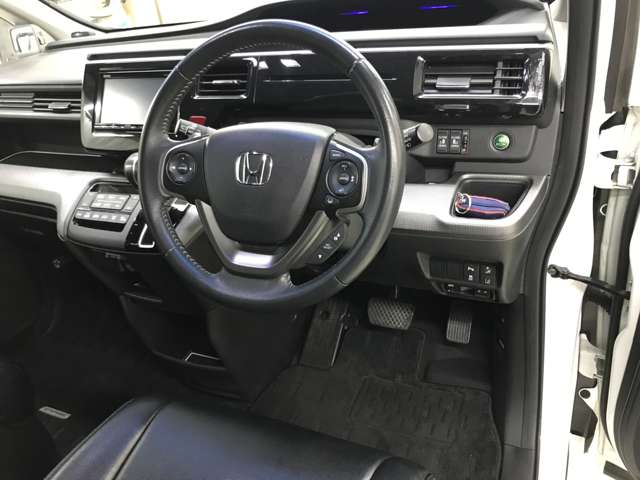 ホンダ ステップワゴン １．５ スパーダ ホンダ センシング H29年 (近畿) 99