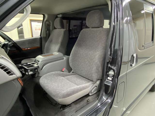 トヨタ レジアスエースバン ２．０ スーパーＧＬ ロングボディ H17年 (近畿) 99