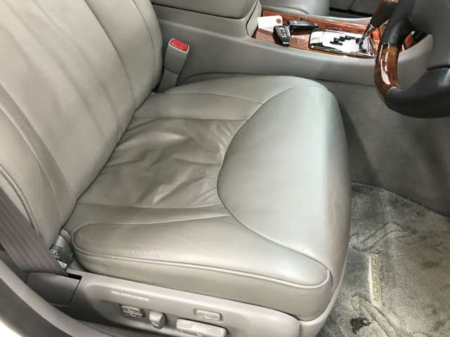 トヨタ セルシオ ４．３ Ｃ仕様 H15年 (近畿) 99