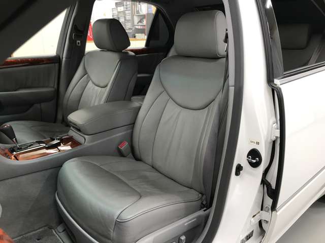 トヨタ セルシオ ４．３ Ｃ仕様 H15年 (近畿) 99