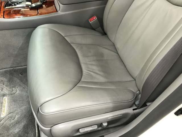 トヨタ セルシオ ４．３ Ｃ仕様 H15年 (近畿) 99