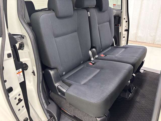 トヨタ シエンタ　ハイブリッド ハイブリッド １．５ Ｇ H29年 (近畿) 99