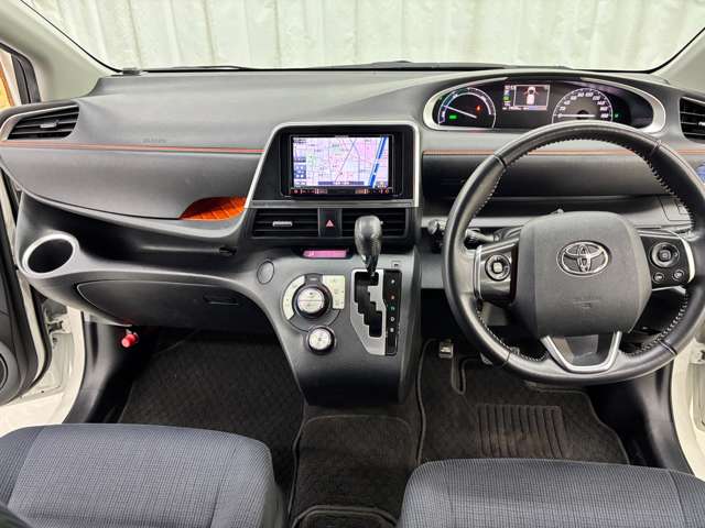 トヨタ シエンタ　ハイブリッド ハイブリッド １．５ Ｇ H29年 (近畿) 99