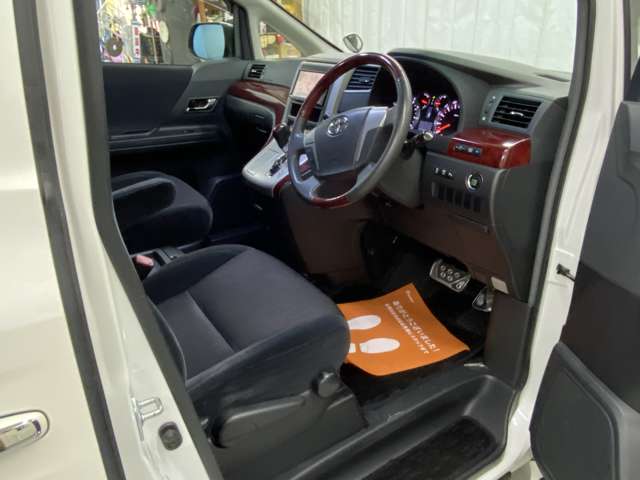 トヨタ ヴェルファイア ２．４Ｚ H22年 (近畿) 99