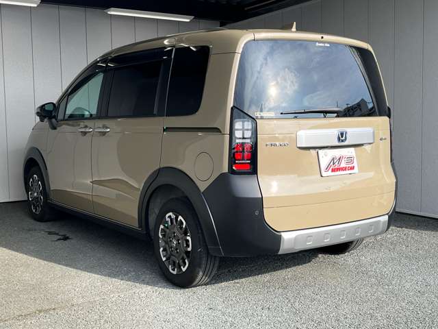 ホンダ フリード　ハイブリッド １．５ Ｅ：ＨＥＶ クロスター ４ＷＤ R8年 (東北) 99