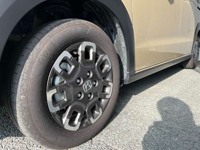 ホンダ フリード　ハイブリッド １．５ Ｅ：ＨＥＶ クロスター ４ＷＤ R8年 (東北) 99