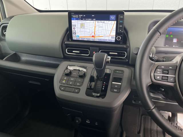 ホンダ フリード　ハイブリッド １．５ Ｅ：ＨＥＶ クロスター ４ＷＤ R8年 (東北) 99