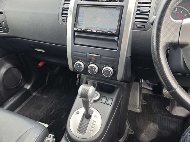 日産 エクストレイル ２．０ ２０Ｘ ４ＷＤ H24年 (東海) 99