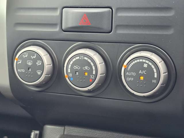日産 エクストレイル ２．０ ２０Ｘ ４ＷＤ H24年 (東海) 99
