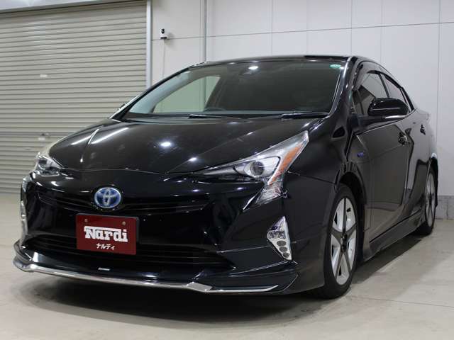 トヨタ プリウス １．８ Ｓ ツーリングセレクション H29年 (四国) 99