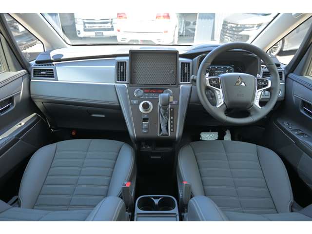 三菱 デリカ　Ｄ：５ ２．２ Ｐ ディーゼルターボ ４ＷＤ R8年 (北海道) 99
