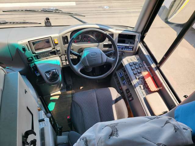 いすゞ ガーラ 大型観光バス H21年 (関東) 99