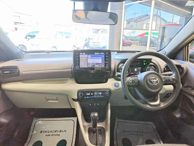 トヨタ ヤリス １．５ ハイブリッド Ｚ R2年 (関東) 99