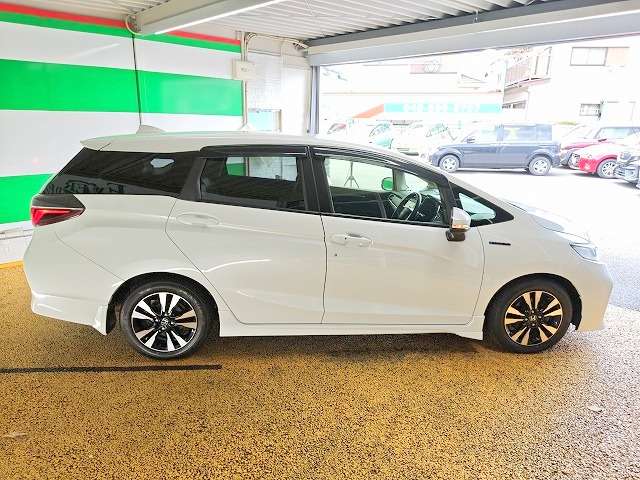 ホンダ シャトル １．５ ハイブリッド Ｘ ホンダセンシング R4年 (関東) 99