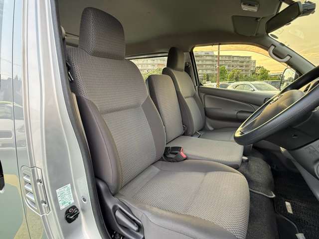 日産 ＮＶ３５０キャラバン ２．０ ＤＸ ロングボディ R1年 (近畿) 99