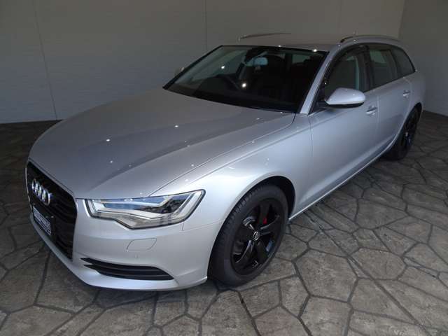 アウディ Ａ６　アバント ２．８ ＦＳＩ クワトロ ４ＷＤ H24年 (関東) 99