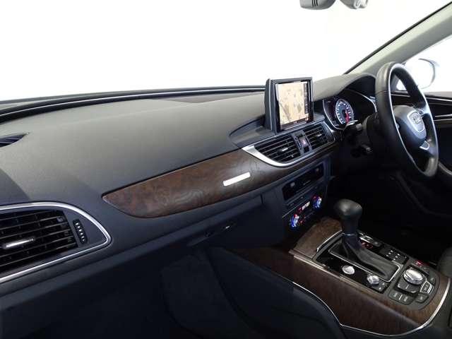 アウディ Ａ６　アバント ２．８ ＦＳＩ クワトロ ４ＷＤ H24年 (関東) 99