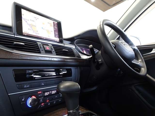 アウディ Ａ６　アバント ２．８ ＦＳＩ クワトロ ４ＷＤ H24年 (関東) 99