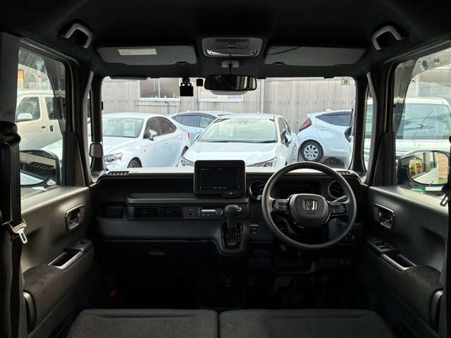 ホンダ Ｎ　ＢＯＸ カスタム ６６０ R6年 (九州・沖縄) 99