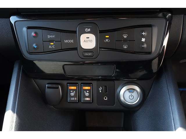日産 リーフ Ｇ H30年 (関東) 99