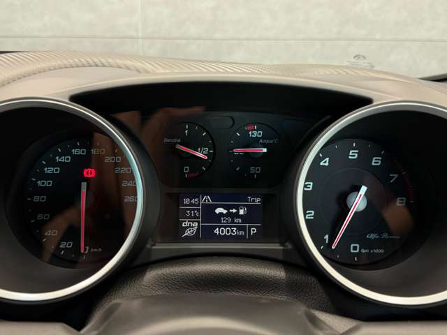アルファロメオ ジュリエッタ ヴェローチェ　１７５０　ＴＢＩ R3年 (東海) 99