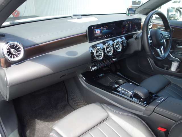 メルセデスベンツ Ａクラス Ａ２５０ ４マチック ４ＷＤ R2年 (北海道) 99