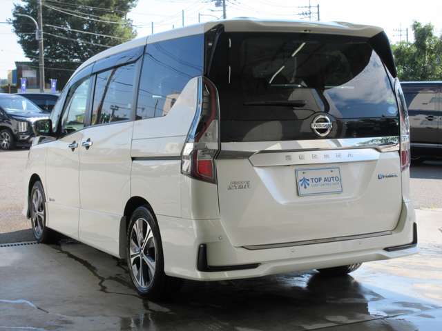 日産 セレナ １．２ Ｅ－ＰＯＷＥＲ ハイウェイスター Ｖ R1年 () 99