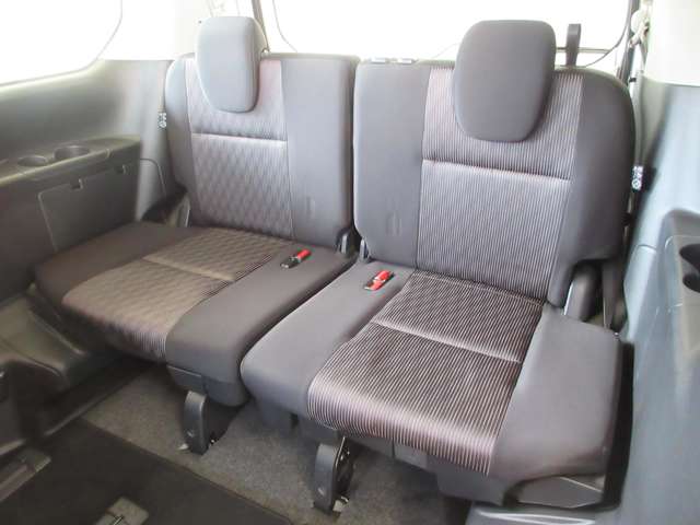 日産 セレナ １．２ Ｅ－ＰＯＷＥＲ ハイウェイスター Ｖ R1年 () 99