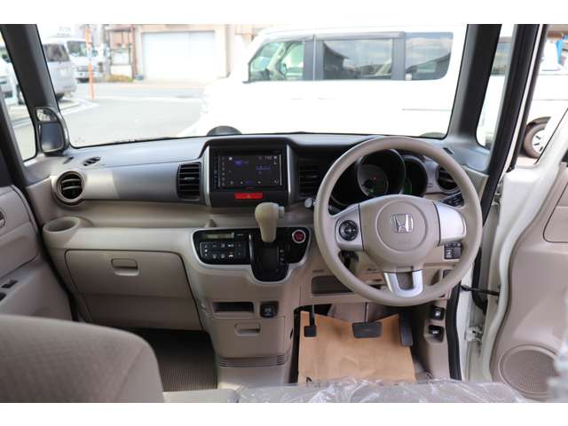 ホンダ Ｎ　ＢＯＸ ６６０ Ｇ Ｌパッケージ H25年 (近畿) 99