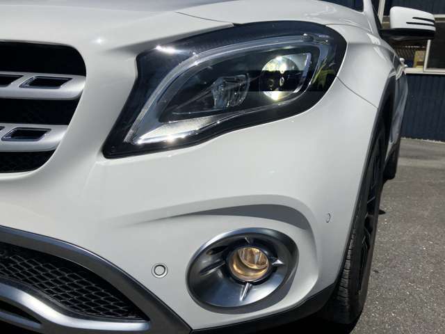 メルセデスベンツ ＧＬＡクラス ＧＬＡ２２０ ４マチック ４ＷＤ R1年 (近畿) 99