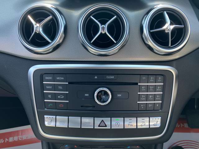 メルセデスベンツ ＧＬＡクラス ＧＬＡ２２０ ４マチック ４ＷＤ R1年 (近畿) 99