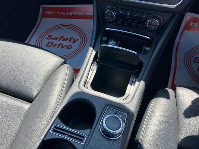 メルセデスベンツ ＧＬＡクラス ＧＬＡ２２０ ４マチック ４ＷＤ R1年 (近畿) 99