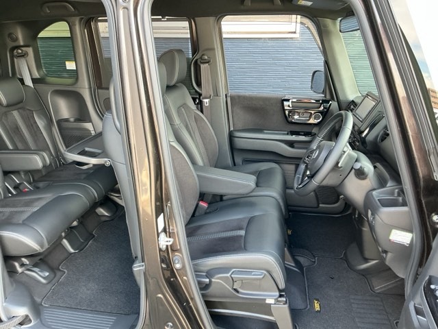 ホンダ Ｎ　ＢＯＸ カスタム ６６０ Ｌ ターボ R3年 (近畿) 99