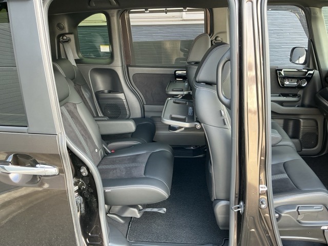 ホンダ Ｎ　ＢＯＸ カスタム ６６０ Ｌ ターボ R3年 (近畿) 99