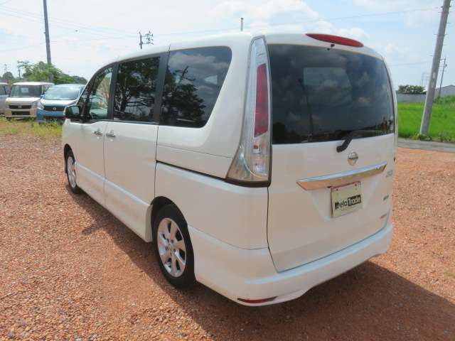 日産 セレナ ２．０ ハイウェイスター Ｖセレクション H23年 (東海) 99