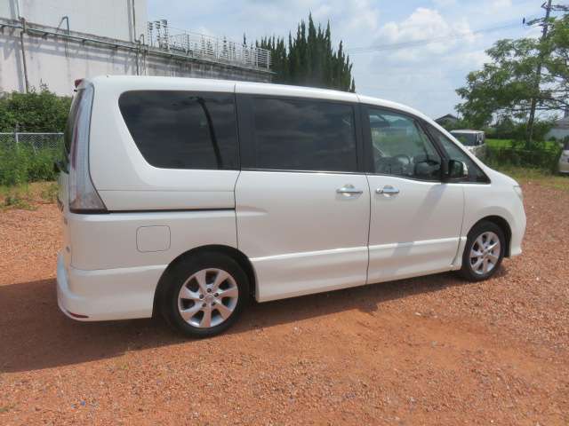 日産 セレナ ２．０ ハイウェイスター Ｖセレクション H23年 (東海) 99
