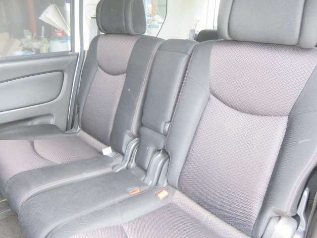 日産 セレナ ２．０ ハイウェイスター Ｖセレクション H23年 (東海) 99