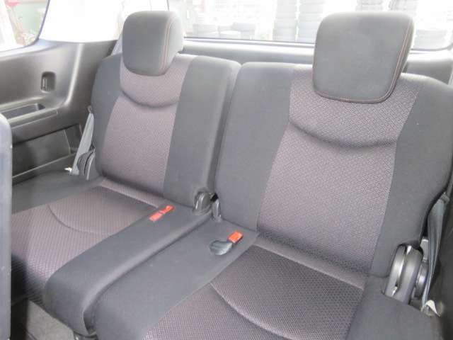 日産 セレナ ２．０ ハイウェイスター Ｖセレクション H23年 (東海) 99