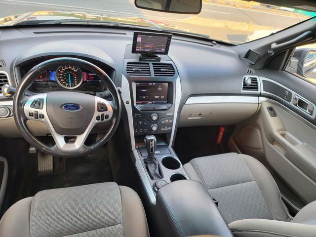 フォード エクスプローラー ＸＬＴ ４ＷＤ H24年 (関東) 99