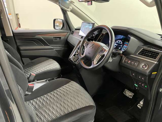 三菱 デリカ　Ｄ：５ ２．２ Ｐ ディーゼルターボ ４ＷＤ R6年 (甲信越・北陸) 99