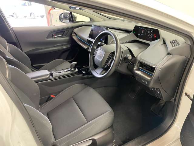 トヨタ プリウス ２．０ Ｇ R5年 (甲信越・北陸) 99