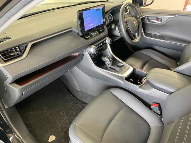 トヨタ ＲＡＶ４ ２．０ Ｇ Ｚパッケージ ４ＷＤ R5年 (甲信越・北陸) 99