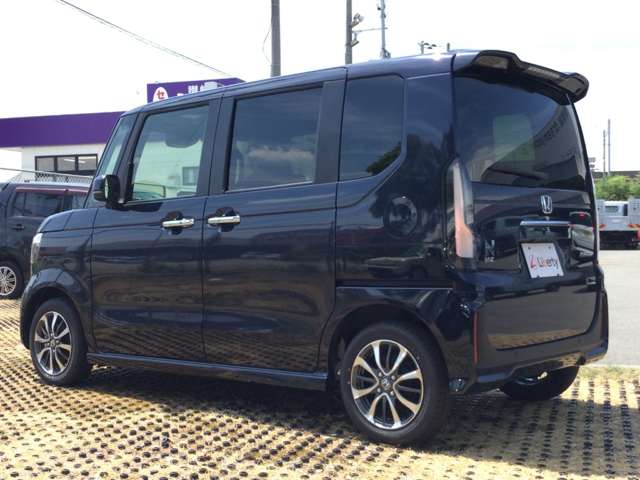 ホンダ Ｎ　ＢＯＸ カスタム ６６０ R6年 (近畿) 99