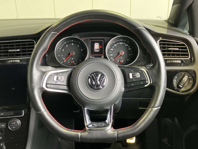 フォルクスワーゲン ゴルフ ＧＴＩ H29年 (近畿) 99
